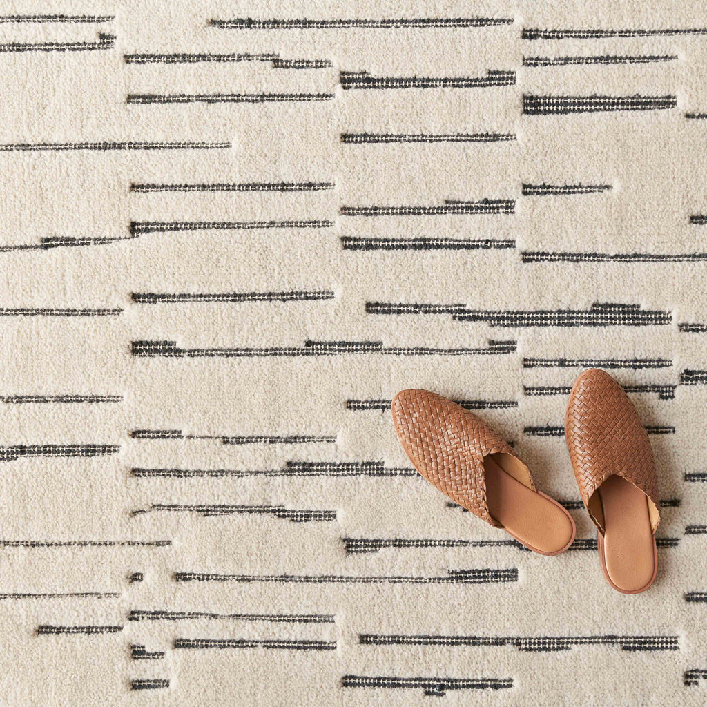 Bina Hand-Knotted Area Rug - 6' x 9'