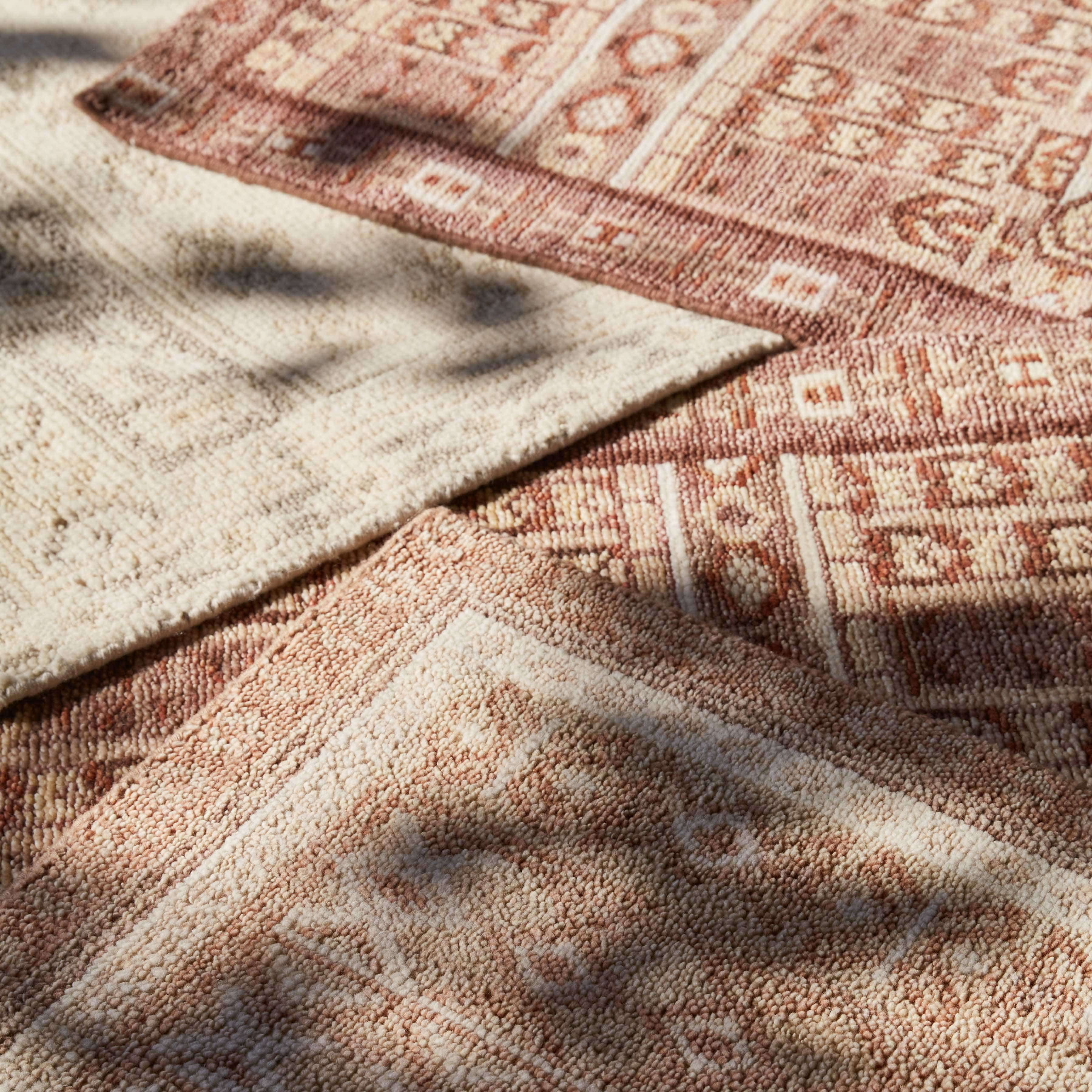 Vahini Hand-Knotted Accent Rug